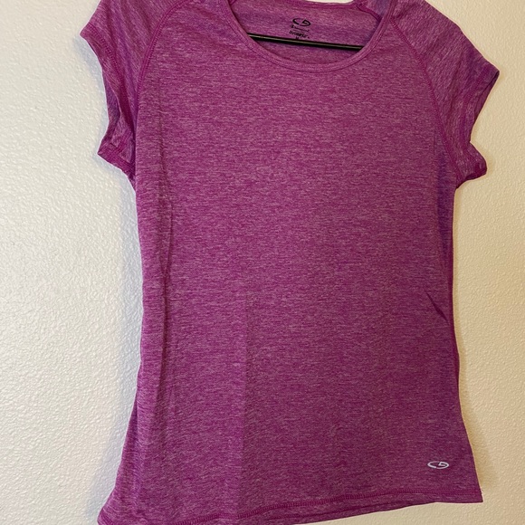Running/Exercise Shirt - Picture 2 of 2